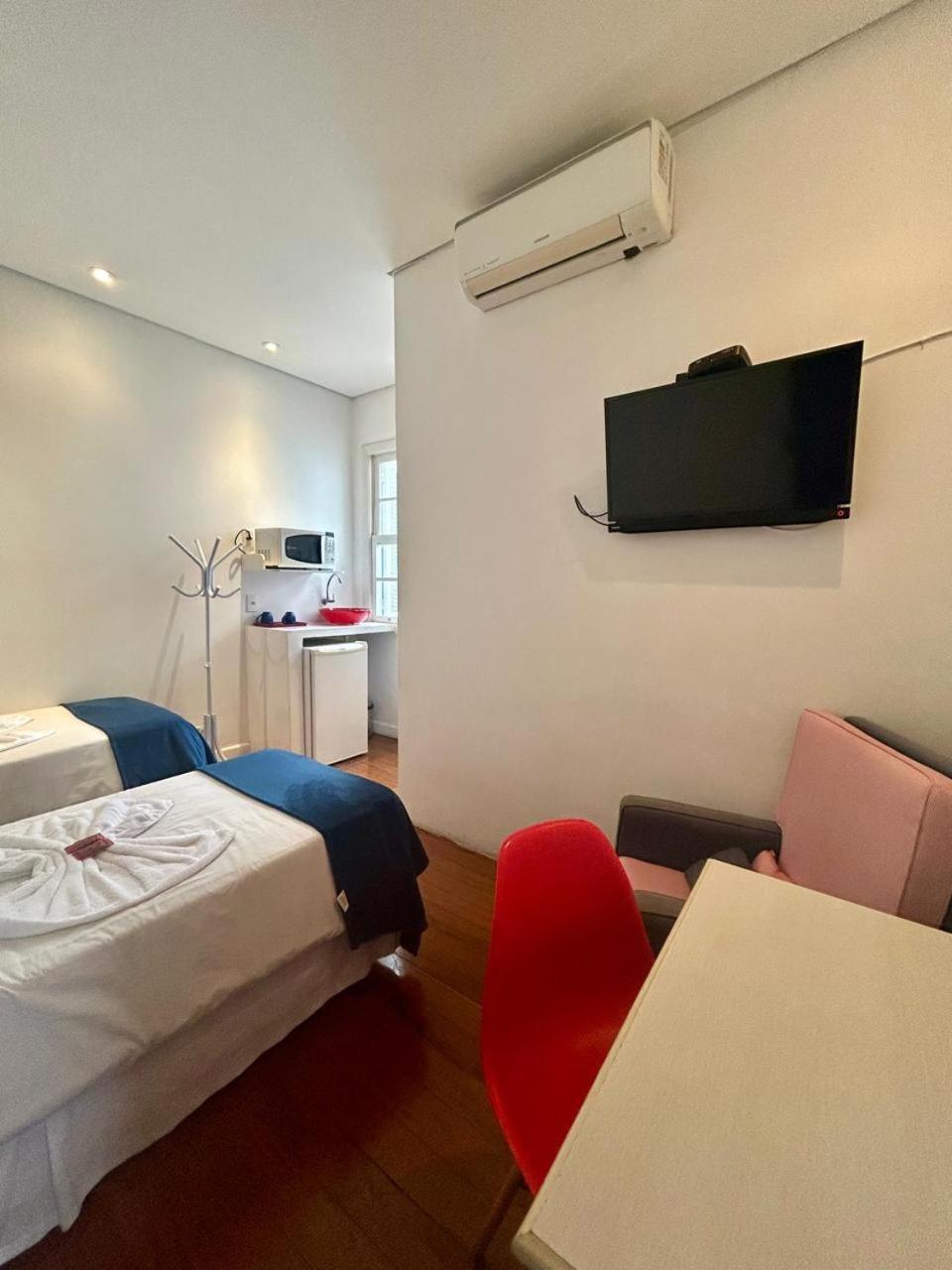 Pousada E Hostel Sao Paulo Comfort - Bairro Pinheiros, Proximo Hospital Das Clinicas E Incor, Oscar Freire, Av Paulista, Allianz, Vila Madalena E Facil Acesso Ao Ibirapuera E Morumbi ภายนอก รูปภาพ