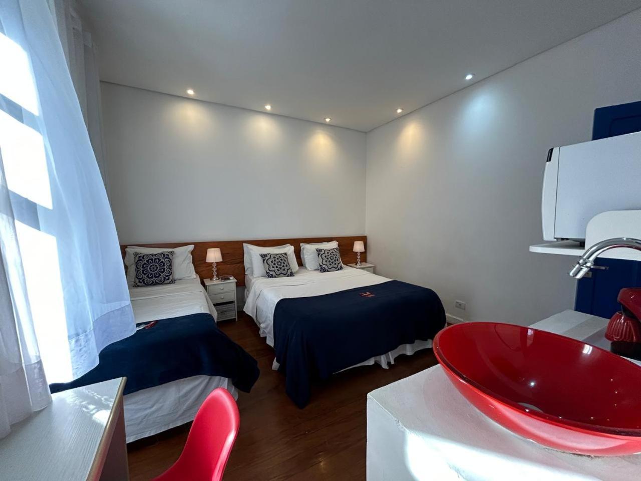 Pousada E Hostel Sao Paulo Comfort - Bairro Pinheiros, Proximo Hospital Das Clinicas E Incor, Oscar Freire, Av Paulista, Allianz, Vila Madalena E Facil Acesso Ao Ibirapuera E Morumbi ภายนอก รูปภาพ
