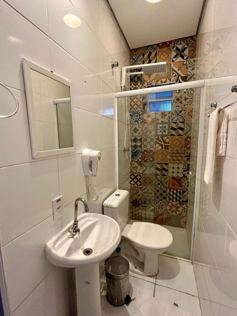 Pousada E Hostel Sao Paulo Comfort - Bairro Pinheiros, Proximo Hospital Das Clinicas E Incor, Oscar Freire, Av Paulista, Allianz, Vila Madalena E Facil Acesso Ao Ibirapuera E Morumbi ภายนอก รูปภาพ