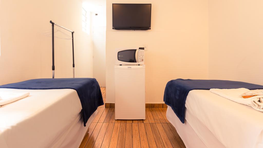 Pousada E Hostel Sao Paulo Comfort - Bairro Pinheiros, Proximo Hospital Das Clinicas E Incor, Oscar Freire, Av Paulista, Allianz, Vila Madalena E Facil Acesso Ao Ibirapuera E Morumbi ภายนอก รูปภาพ