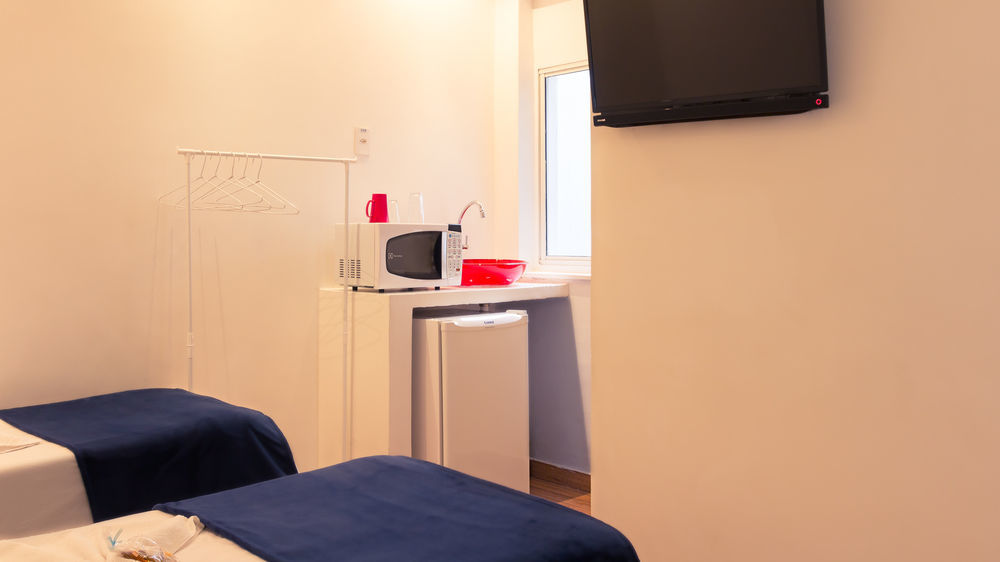 Pousada E Hostel Sao Paulo Comfort - Bairro Pinheiros, Proximo Hospital Das Clinicas E Incor, Oscar Freire, Av Paulista, Allianz, Vila Madalena E Facil Acesso Ao Ibirapuera E Morumbi ภายนอก รูปภาพ